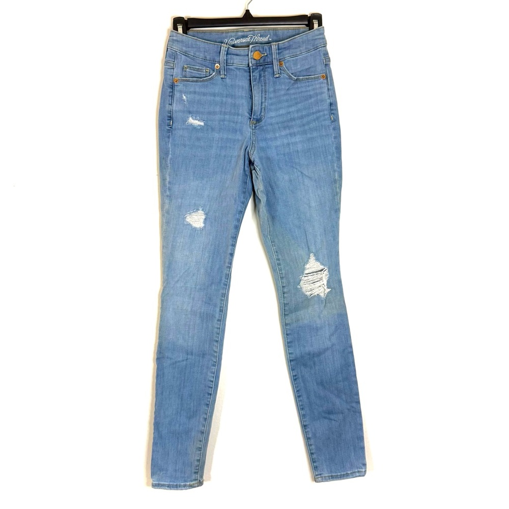 Universal Thread Blue Distressed Women Jeans